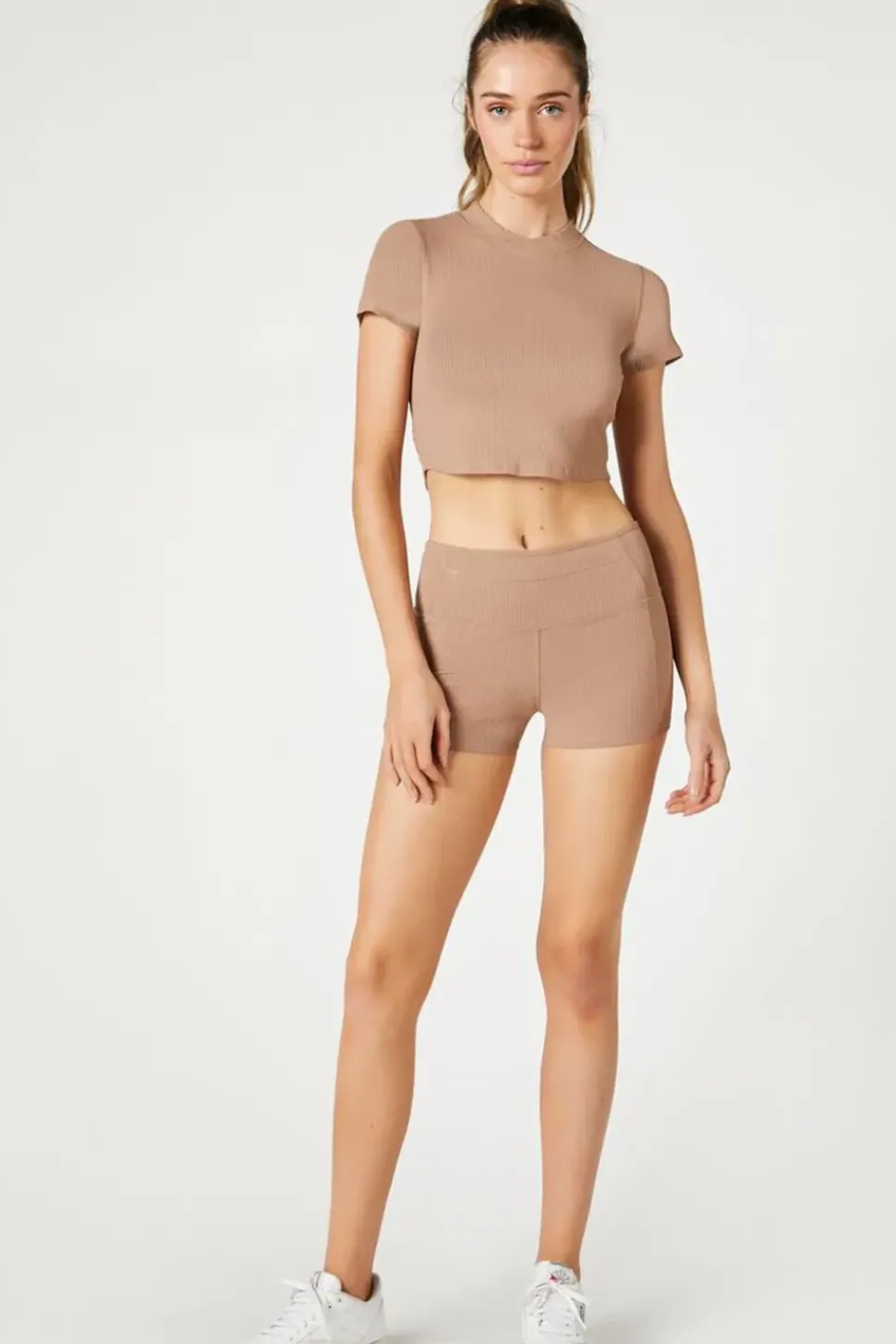 Active Ribbed Knit Crop Top