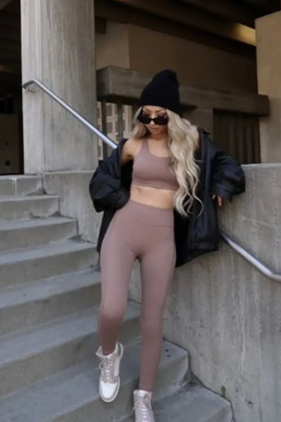 Active Ribbed-Panel Leggings