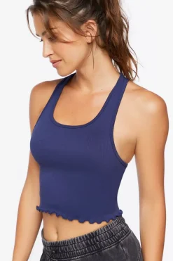Active Seamless Lettuce-Edge Crop Top