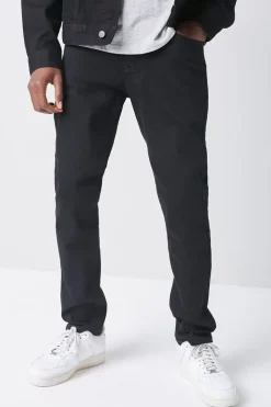 Basic Slim-Fit Jeans