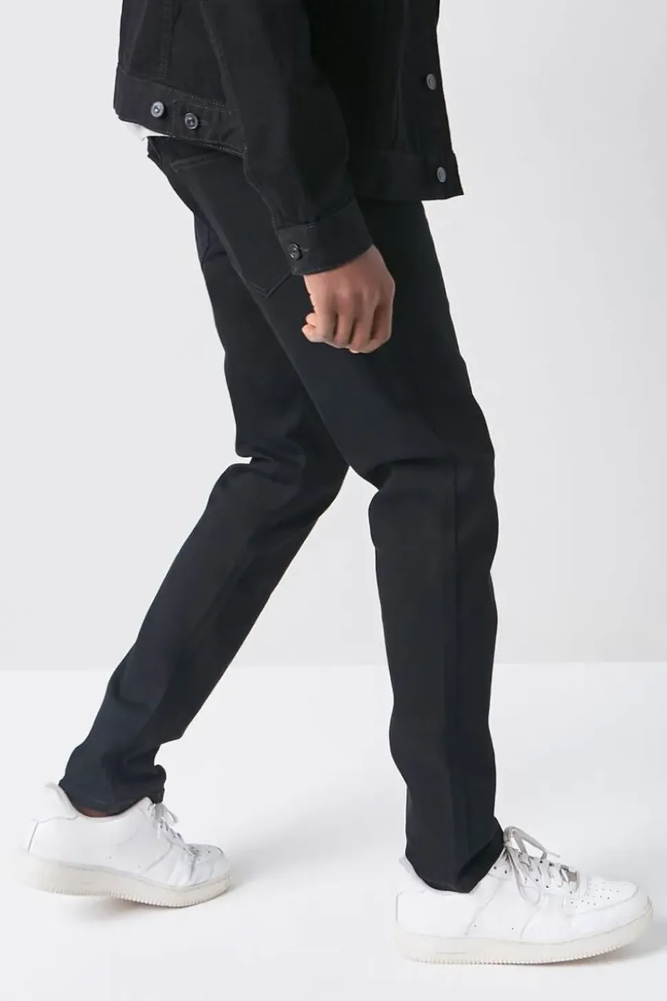 Basic Slim-Fit Jeans