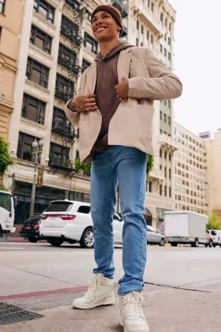 Basic Slim-Fit Jeans