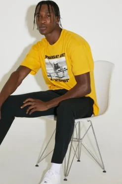 Camel Graphic Crew Neck Tee