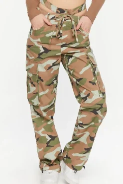 Camo Dual High-Rise Cargo Pants