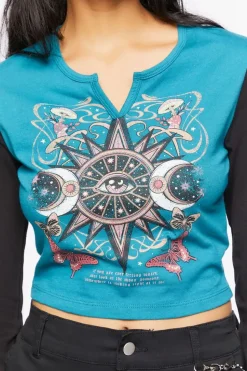 Celestial Graphic Cropped Tee
