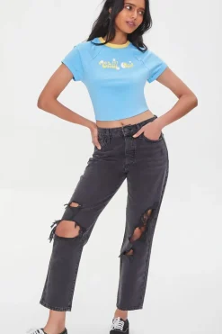 Chill Out Graphic Cropped Tee