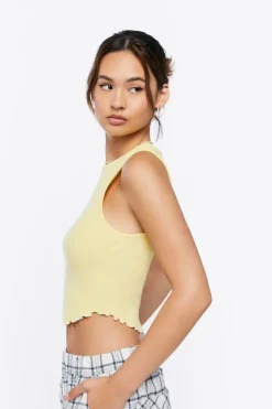 Colorblock Lettuce-Edge Crop Top