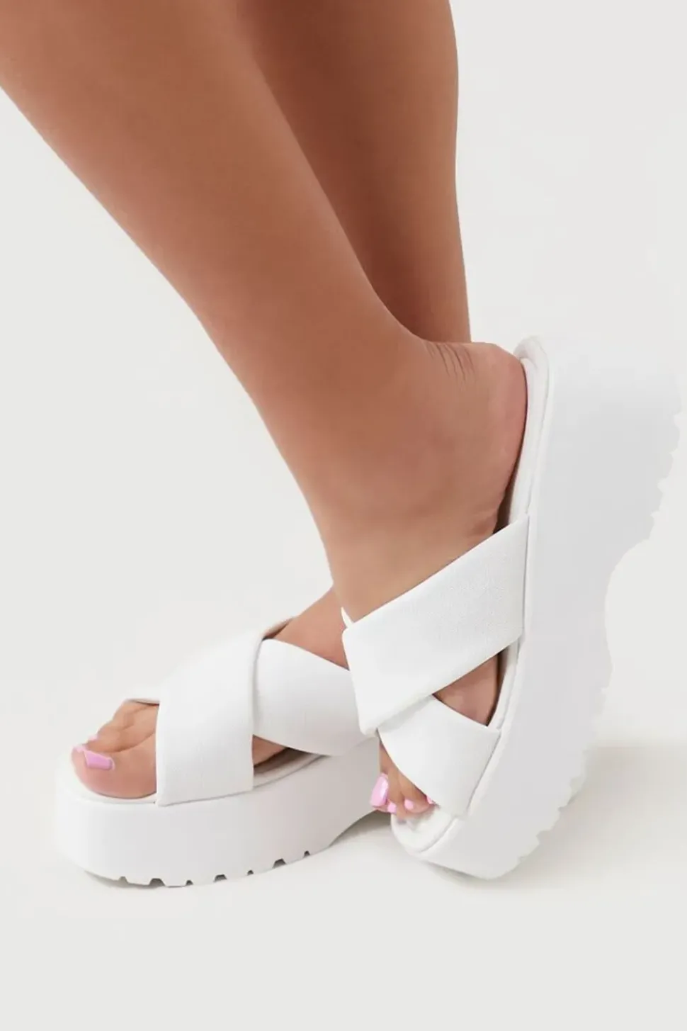 Crisscross Flatform Sandals