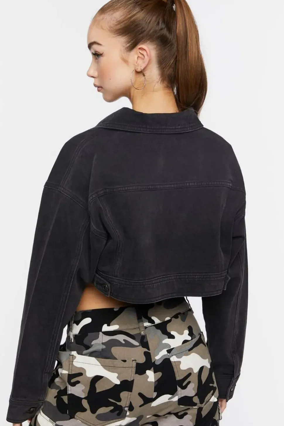 Cropped Denim Zip-Up Trucker Jacket