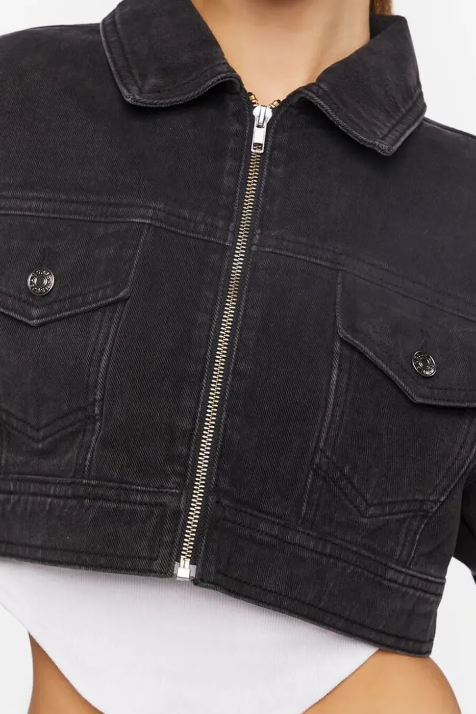 Cropped Denim Zip-Up Trucker Jacket