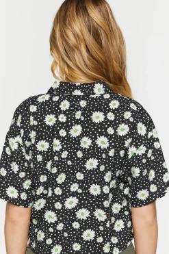 Daisy Print Cropped Shirt