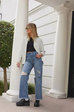 Distressed 90S-Fit Jeans