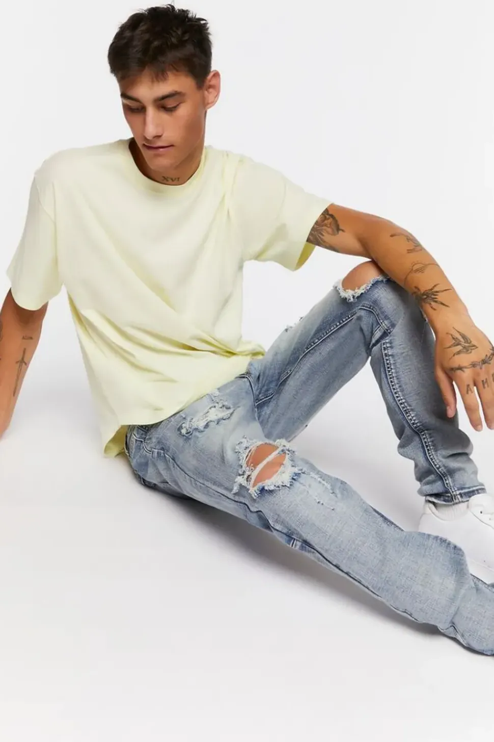 Distressed Skinny Jeans