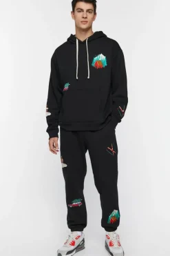Embroidered Cabin Fleece Joggers