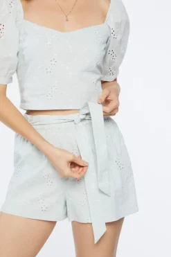 Embroidered Floral Crop Top