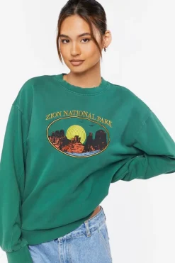 Embroidered Zion Graphic Pullover
