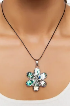 Floral Pendant Necklace