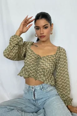 Floral Print Peasant Crop Top