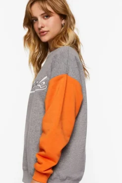 Heathered New York Graphic Pullover