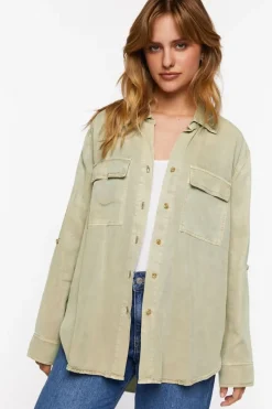 Long-Sleeve Dolphin-Hem Shirt