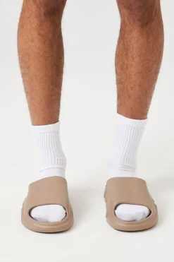 Lug-Sole Slides