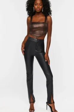 Metallic V-Hem Crop Top