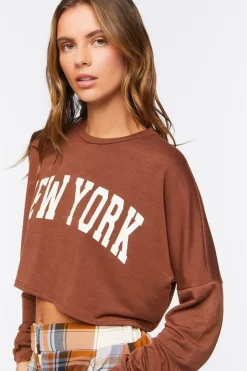 New York Cropped Graphic Tee