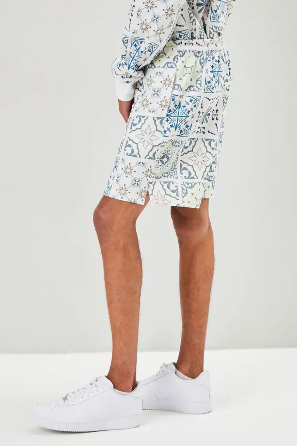 Ornate Print Drawstring Shorts