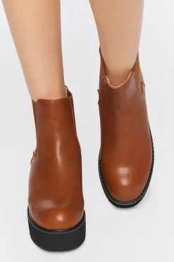 Platform Chelsea Boots