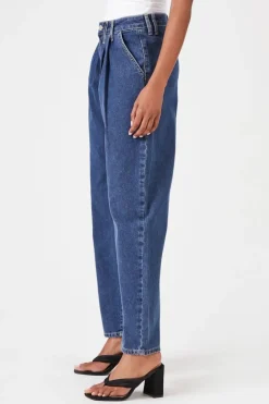 Recycled Cotton Pleated Wide-Leg Jeans
