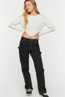 Ribbed V-Hem Long-Sleeve Crop Top