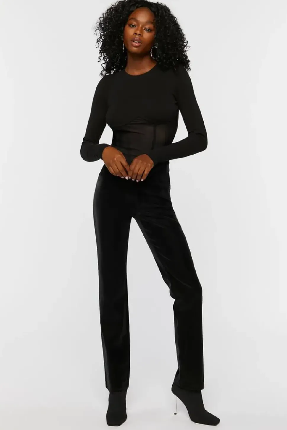 Ribbed V-Hem Top