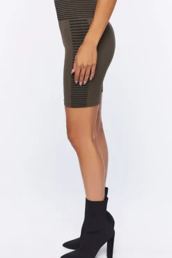 Seamless Ribbed Biker Shorts