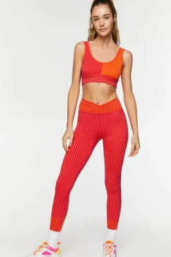 Seamless Striped Sports Bra