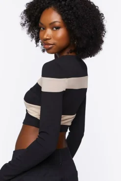 Wavy Striped Crop Top