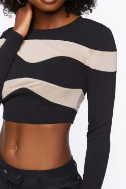 Wavy Striped Crop Top
