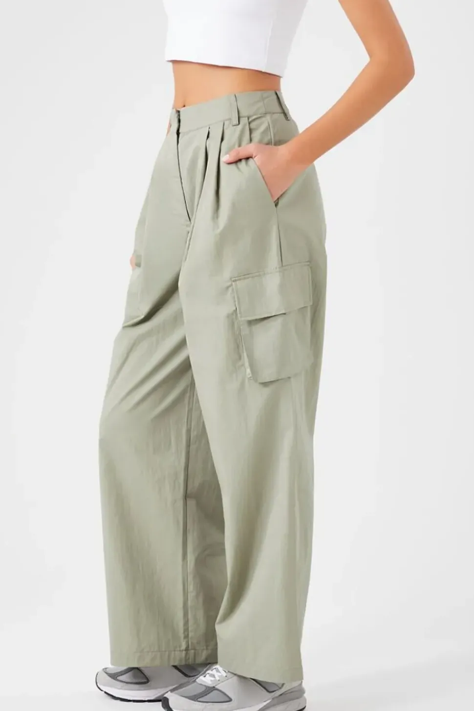Wide-Leg Cargo Pants