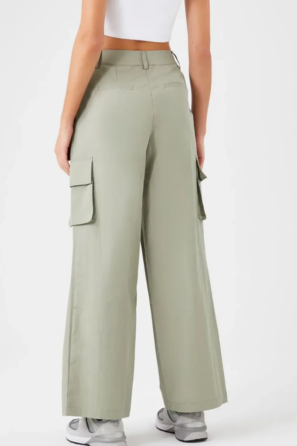 Wide-Leg Cargo Pants