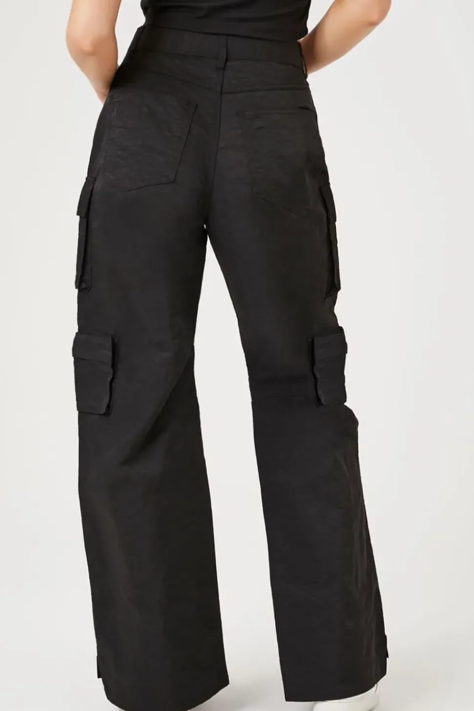 Wide-Leg Utility Cargo Pants